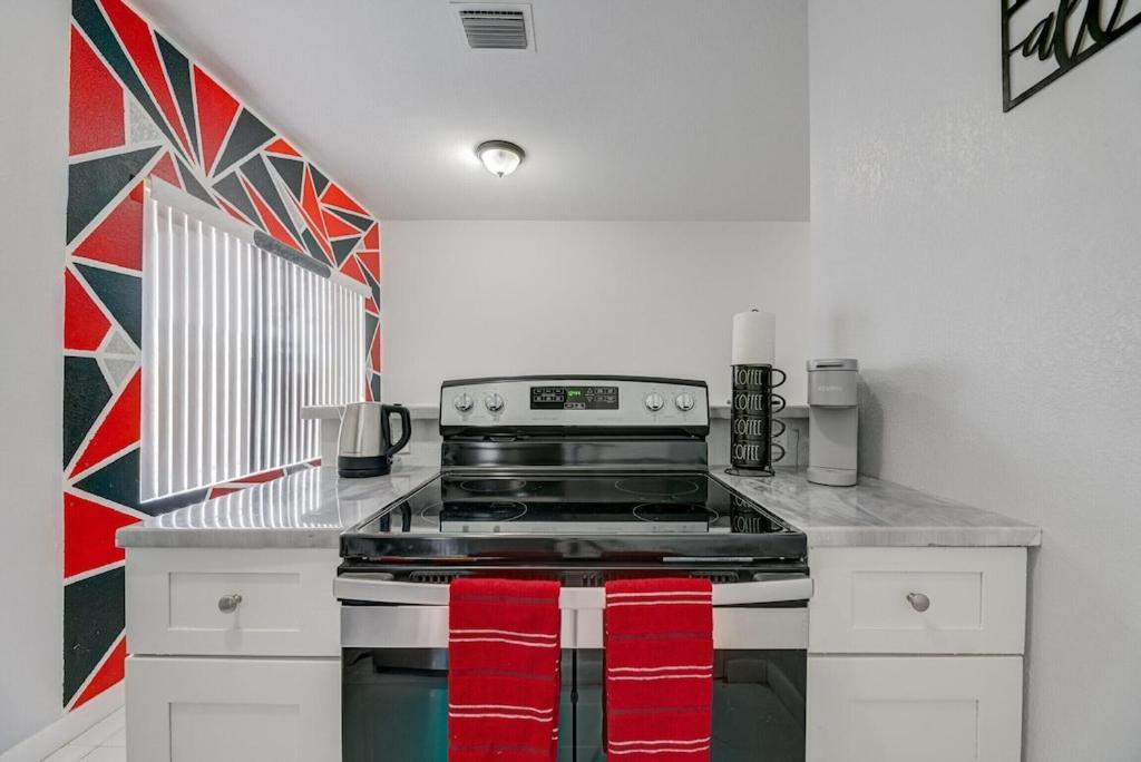 Deco Drive Miami • Near Hard Rock Stadium • South Beach • Wynwood Ngoại thất bức ảnh